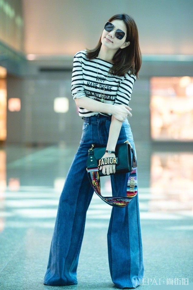 陈嘉桦穿了一件“面条衣”,却时髦到飞起!